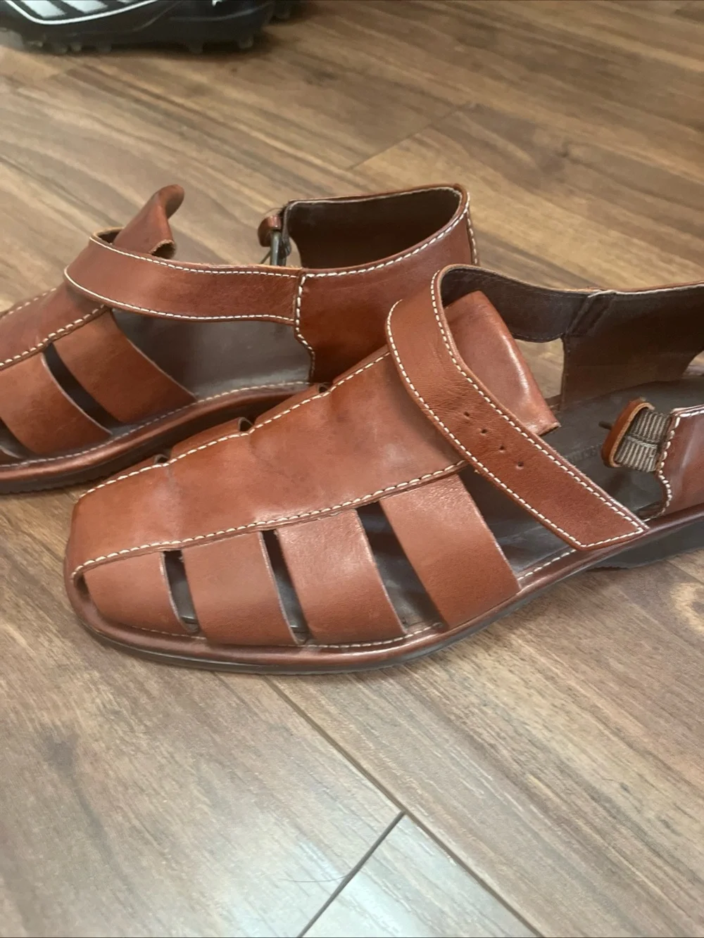 Tommy Bahama genuine leather